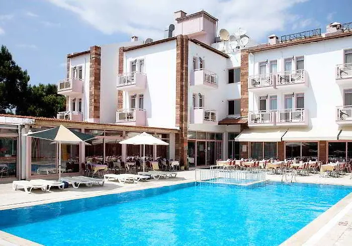 Hanedan 3* Foça