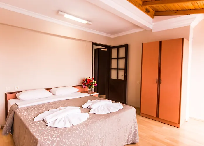 Hotel Hanedan Fokaja